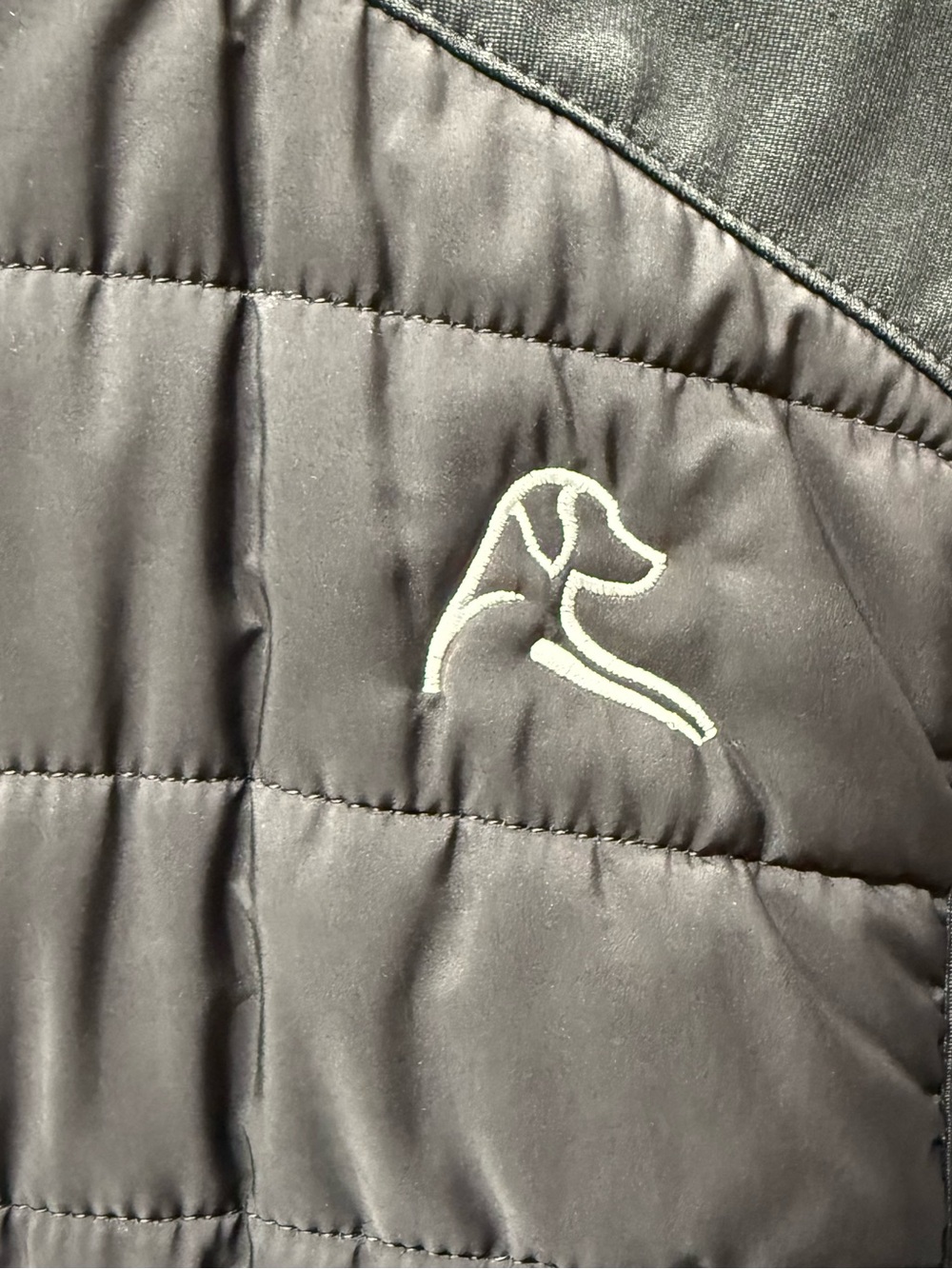Rhoback Men's Black Quilted Insulated Vest - Picture 3 of 7